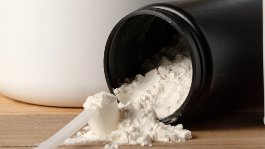 Creatine powder supplement for muscle strength and recovery
